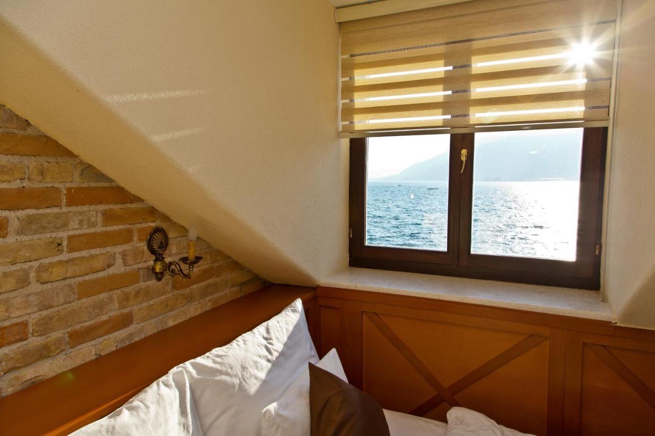 Hotel Carrubba Donja Lastva Εξωτερικό φωτογραφία